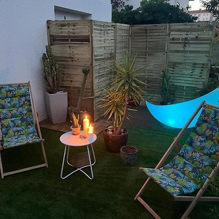 Superbe appartement avec jacuzzi avec jardin privé Lyon Exterior foto